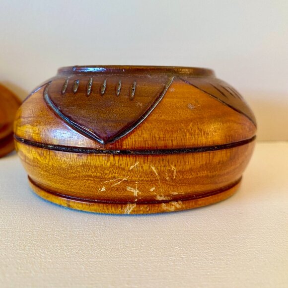 Carved Round Wooden Trinket Box - Picture 5 of 6